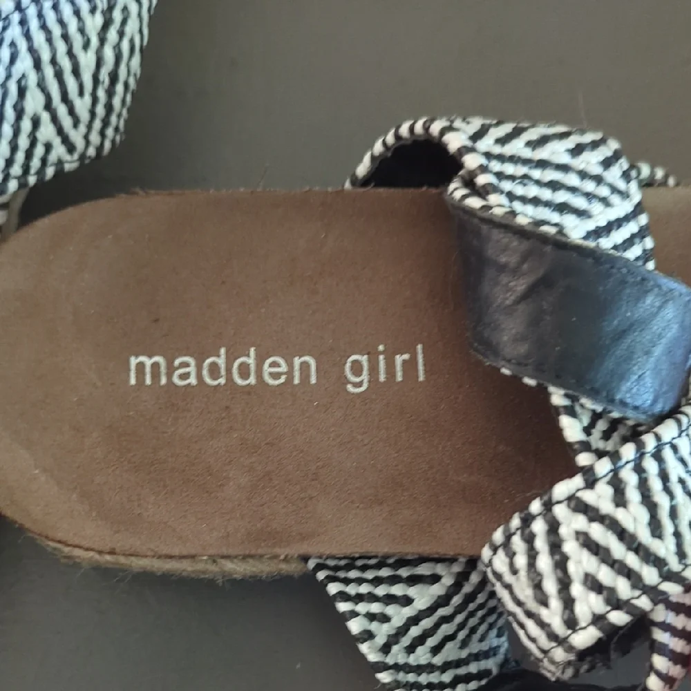 Stylish Black and White Women's Sandals